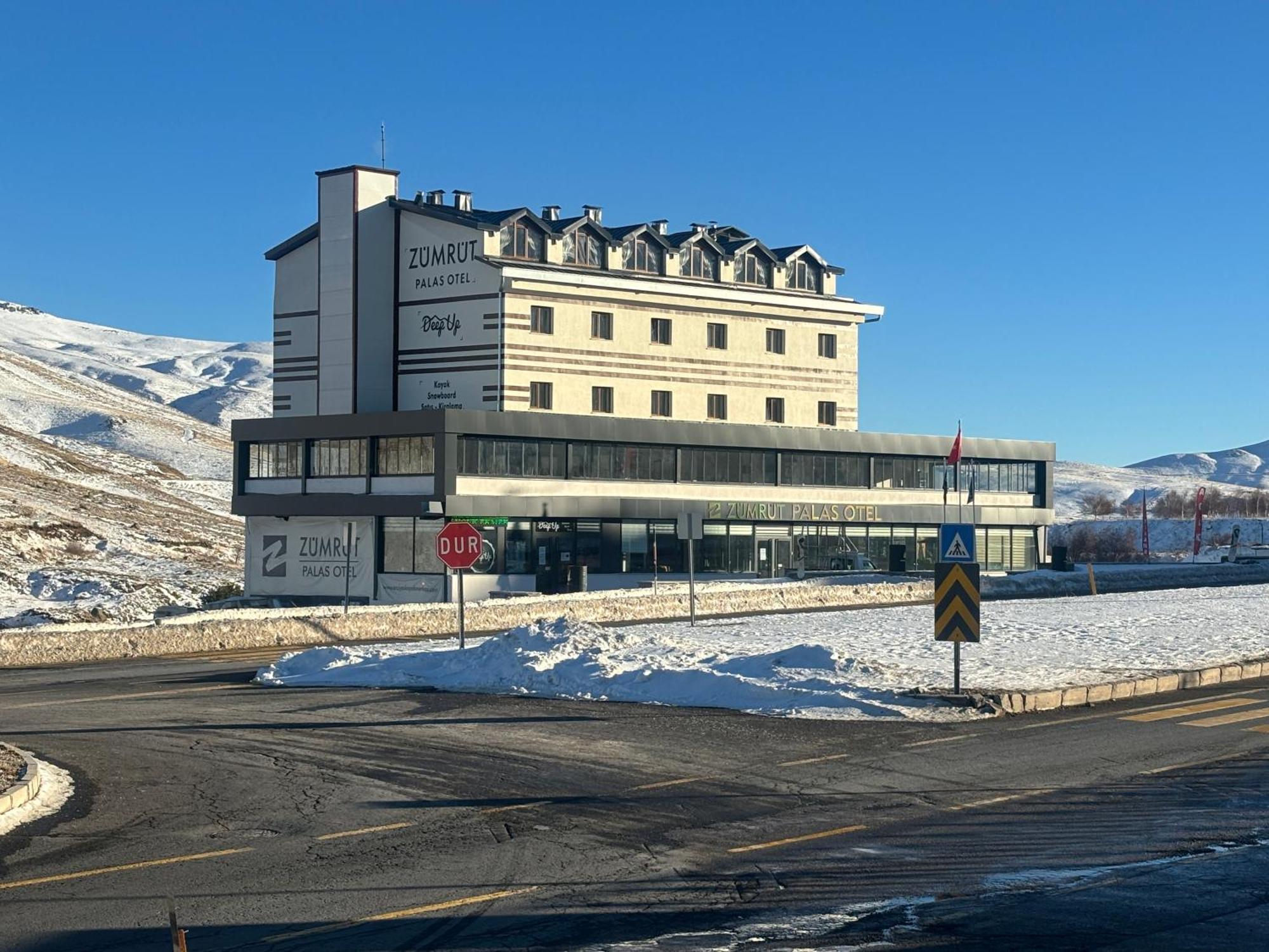 Zuemruet Palas Otel إرجييس المظهر الخارجي الصورة